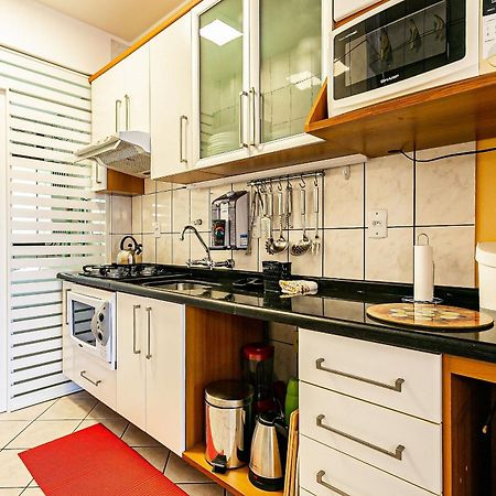 Apto Com Sacada E Churrasq 260M Praia Brava Coi302 Florianópolis Eksteriør billede